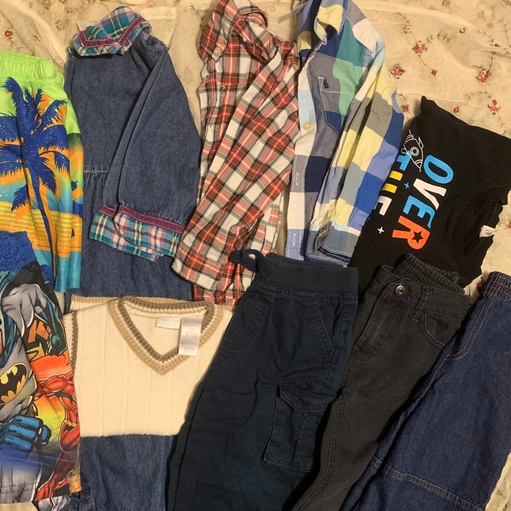 Boy's Clothing Lot of 10 Piece Bundle Size 24M/2T